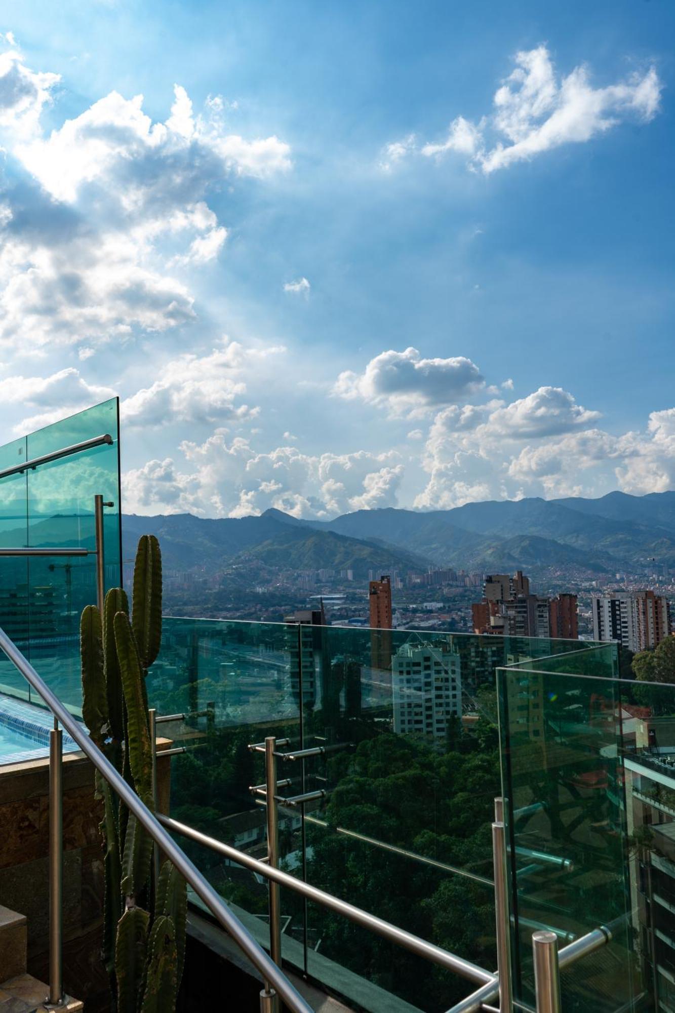 Cafe Hotel Medellin Ngoại thất bức ảnh
