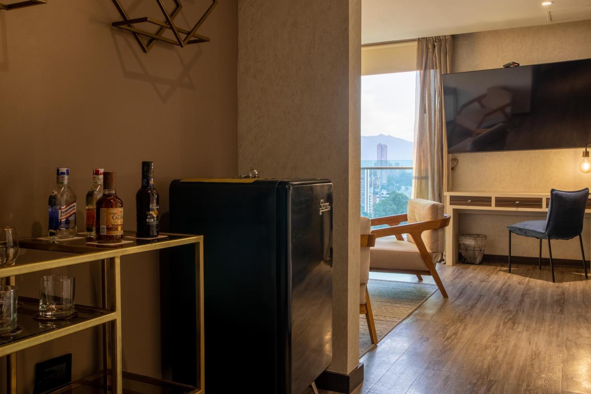 Cafe Hotel Medellin Phòng bức ảnh