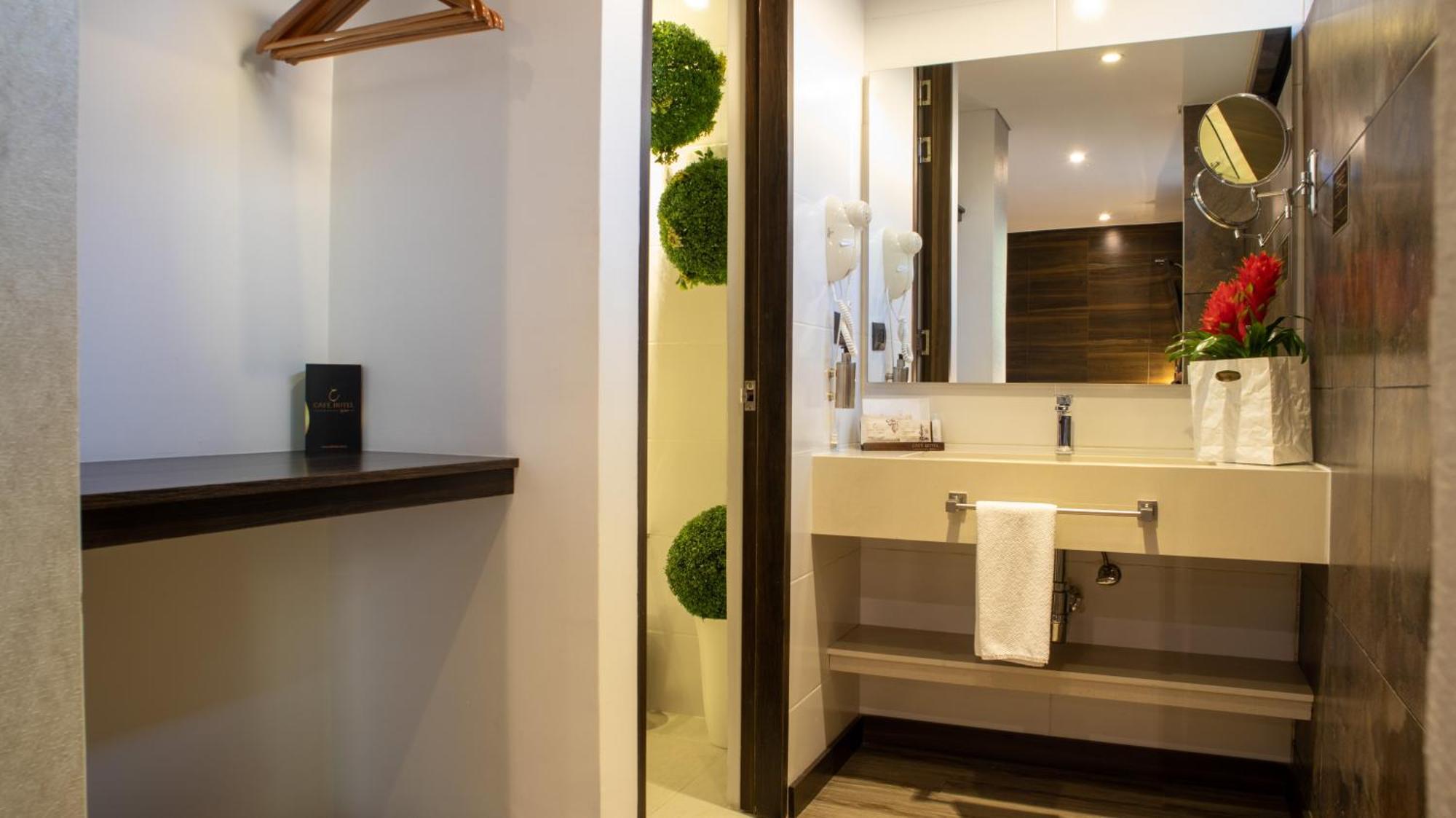 Cafe Hotel Medellin Phòng bức ảnh