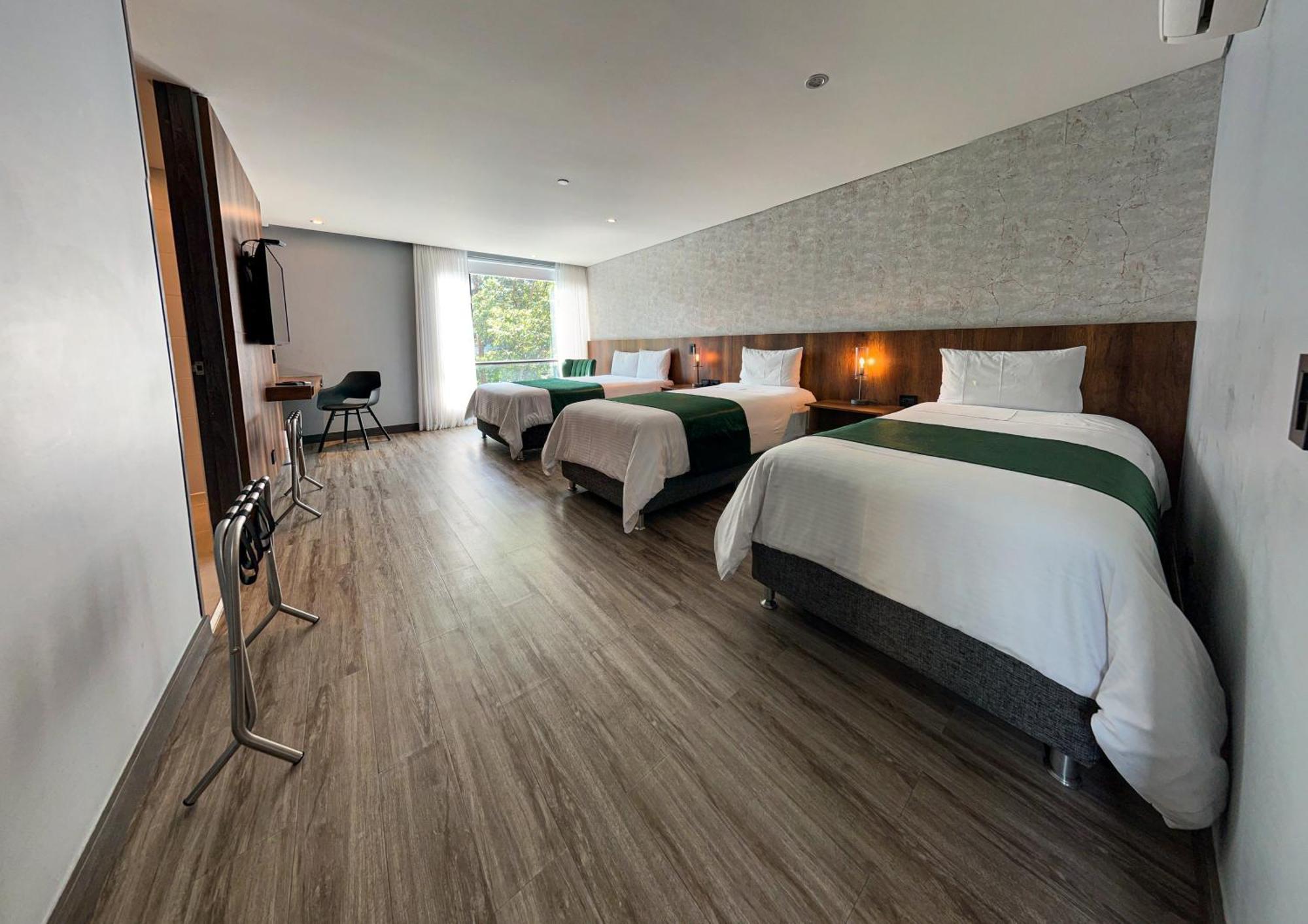 Cafe Hotel Medellin Phòng bức ảnh