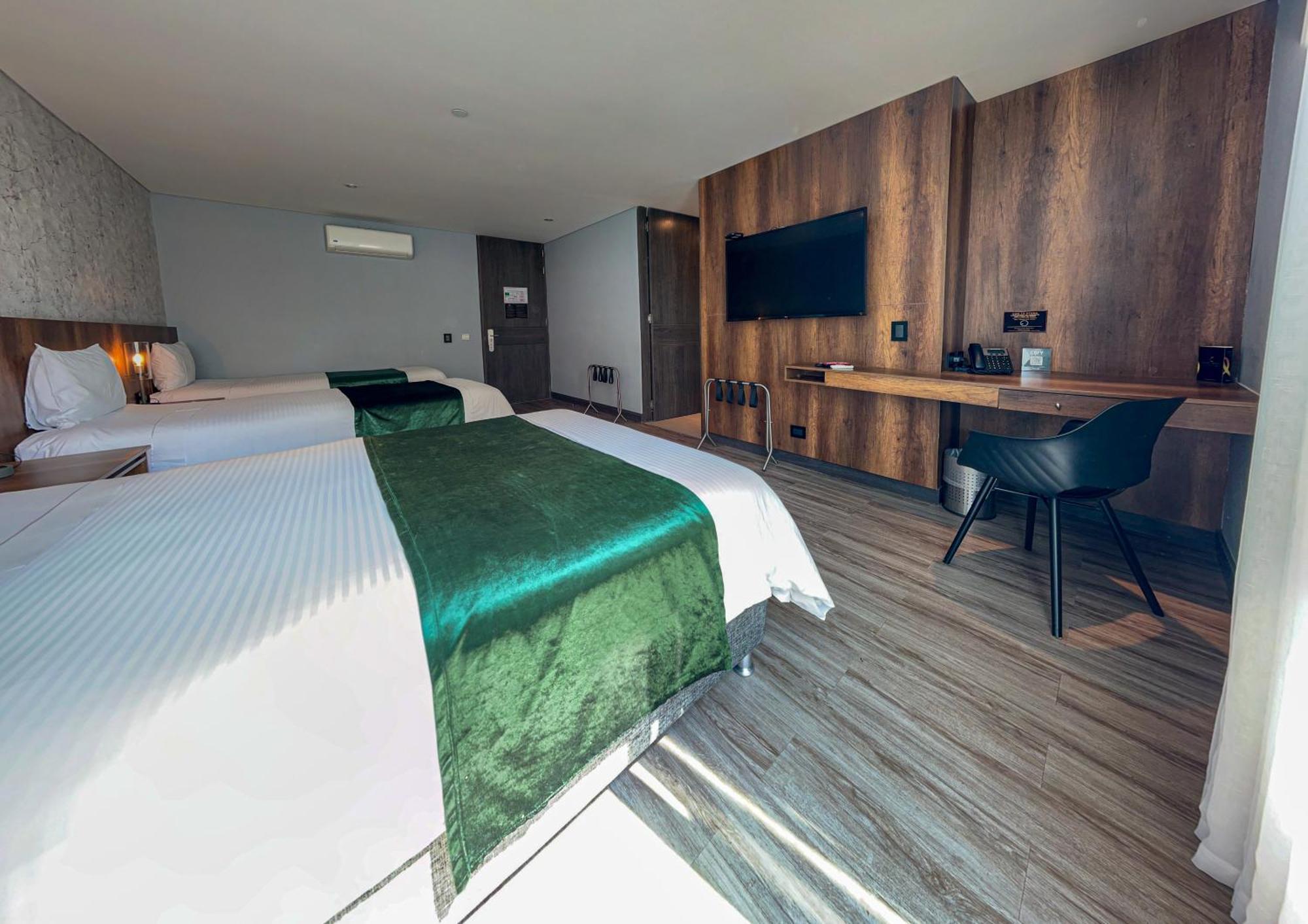 Cafe Hotel Medellin Phòng bức ảnh