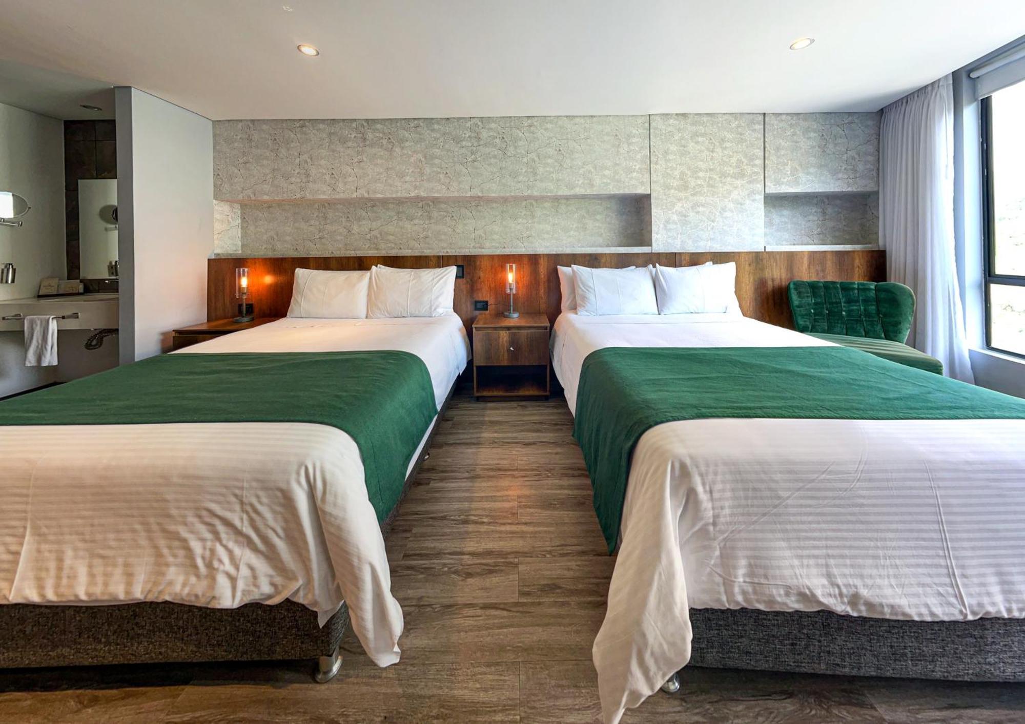 Cafe Hotel Medellin Phòng bức ảnh